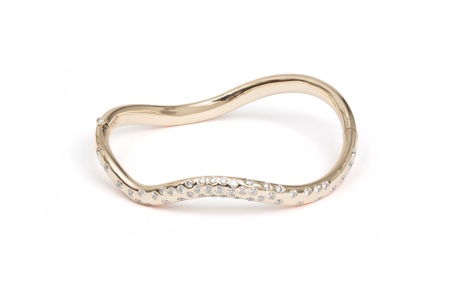 
                  
                    Charu Bracelet 1
                  
                